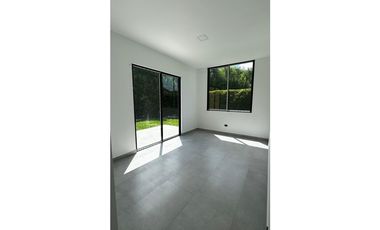 Casa campestre en condominio para la venta en Cerritos, Pereira!!!