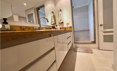 VENTA APARTAMENTO 200m2 VISTA CERROS REMODELADO EXTERIOR CHICO