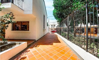 PROPIEDAD EN ZONA RESIDENCIAL EXCLUSIVA!