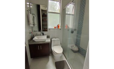 ARRIENDO APARTAMENTO PISO 2 SECTOR VERGEL