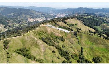 Hermoso lote en La Guija  5 km de El Retiro