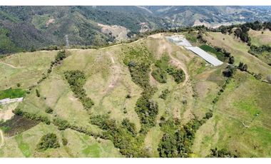Hermoso lote en La Guija  5 km de El Retiro