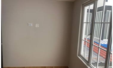ACSI 1230. Casa en venta de 3 pisos en Chía, Cundinamarca.