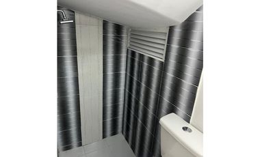 ACSI 1230. Casa en venta de 3 pisos en Chía, Cundinamarca.