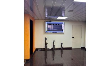SE ARRIENDA BODEGA U OFICINA CENTRO BOGOT EDIFICIO SEGUROS BOLIVAR