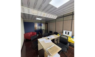 SE ARRIENDA BODEGA U OFICINA CENTRO BOGOT EDIFICIO SEGUROS BOLIVAR