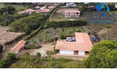 SE VENDE LOTE MESA DE LOS SANTOS COD: 1015