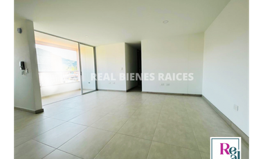 Apartamento en Venta – 4° Piso con Parqueadero y Cuarto Útil