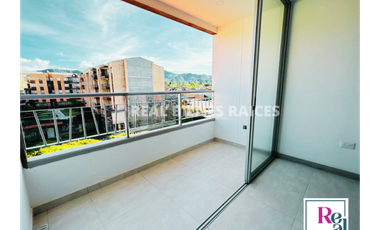 Apartamento en Venta – 4° Piso con Parqueadero y Cuarto Útil