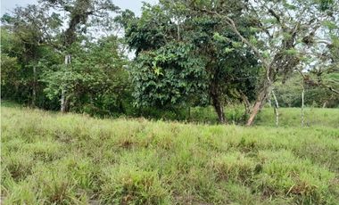 Lago Agrio Araza  Terreno en Venta, 1100m2