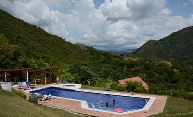 Casa Campestre - Entrepuentes Etapa 3 - Apulo Cundinamarca