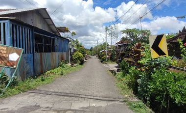 Villa denpasar Timur dengan Pool