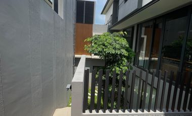 RUMAH BESERTA FURNISH MEWAH NAVAPARK LYNDON BSD