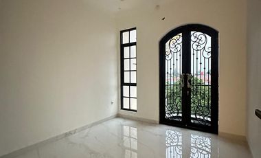 Dijual Rumah Ada Kolam Renang Jl Siaga Pejaten Barat Jaksel