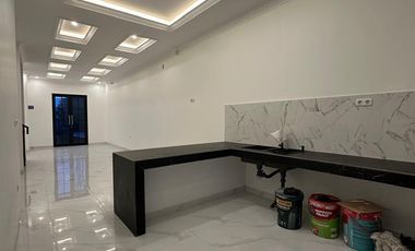 Dijual Rumah Ada Kolam Renang Jl Siaga Pejaten Barat Jaksel