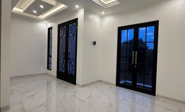 Dijual Rumah Ada Kolam Renang Jl Siaga Pejaten Barat Jaksel