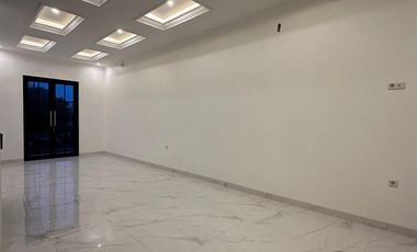 Dijual Rumah Ada Kolam Renang Jl Siaga Pejaten Barat Jaksel