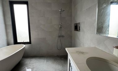 FOR SALE HUNIAN BAGUS READY UNIT 3 BR LOKASI KEROBOKAN PREMIUM