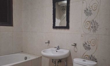 Rumah disewakan di Menteng Dalam 70 jt/thn