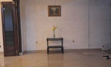 Rumah disewakan di Menteng Dalam 70 jt/thn