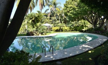Casa en un nivel en Fraccionamiento Rancho Tetela Cuernavaca Morelos