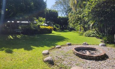Casa en un nivel en Fraccionamiento Rancho Tetela Cuernavaca Morelos
