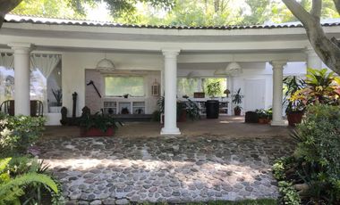 Casa en un nivel en Fraccionamiento Rancho Tetela Cuernavaca Morelos