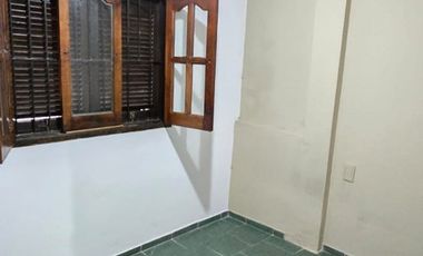 Venta departamento tres ambientes