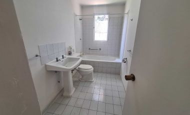 Casa en arriendo en SANTIAGO