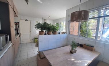 Casa en arriendo en LO BARNECHEA