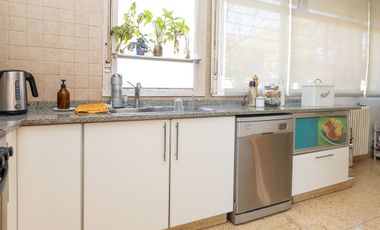 VENTA CASA 5 AMB. APTA CRÉDITO . BERNAL CENTRO