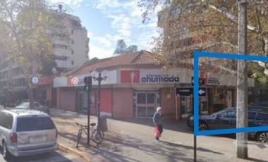 Local Comercial en Arriendo en Av. El Bosque 164, Providencia