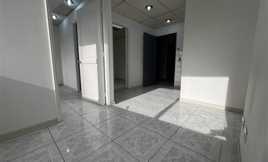 Oficina en Venta en Frente al Metro Manuel Montt