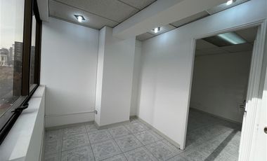 Oficina en Venta en Frente al Metro Manuel Montt