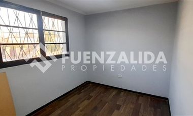 Casa en Arriendo en Avda. Lo Ovalle