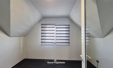 Casa en Venta en Camino del Paisaje con camino Del Monte, Lo Cañas - Alto Macul,