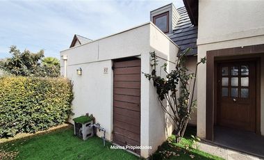 Casa en Venta en Camino del Paisaje con camino Del Monte, Lo Cañas - Alto Macul,