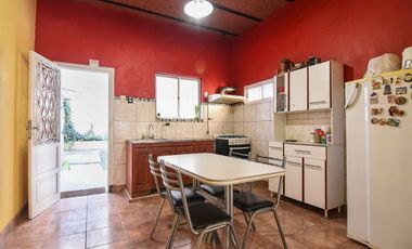 ALQUILER CASA HAEDO 3 AMB JARDIN, PATIO Y TERRAZA