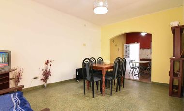 ALQUILER CASA HAEDO 3 AMB JARDIN, PATIO Y TERRAZA