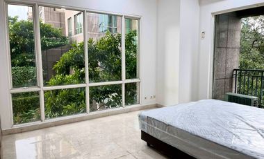 Disewakan apartement Senayan Residence 3 br