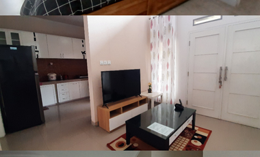 Dijual sekaligus tiga rumah baru siap huni plus kavling dekat kota