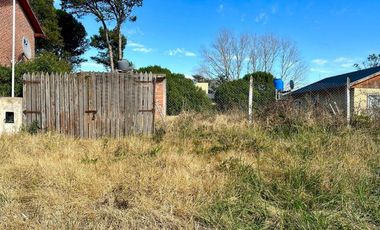 VENTA CASA A TERMINAR A MTRS DEL MAR, ACANTILADOS
