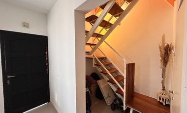 VENTA DUPLEX 5AMB C/ COCHERA Y JARDÍN, QUILMES