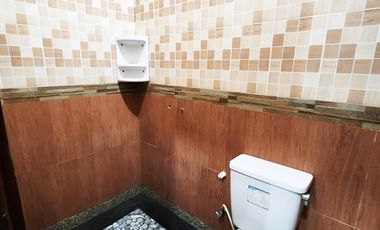 Sewa Rumah Modern 3,5 Lantai di Pejaten Unfurnished