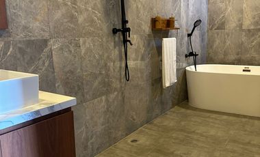 Villa Mewah Baru View Laut dengan Rooftop di Nusa Dua