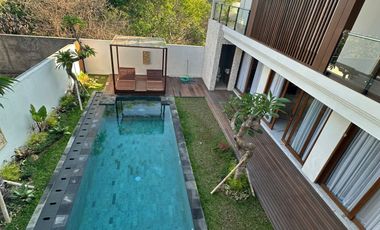 Villa Mewah Baru View Laut dengan Rooftop di Nusa Dua
