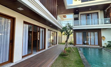 Villa Mewah Baru View Laut dengan Rooftop di Nusa Dua