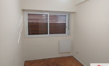 Departamento en alquiler de 2 dormitorios en Ramos Mejía