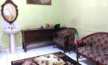 Rumah murah tanah luas jl Wates dlm Rong Roads dkt MALIOBORO