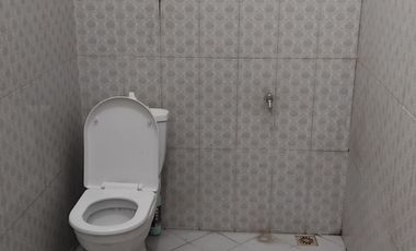 DiSewakan Tempat Usaha di 0 jalan dekat Pasar Atom (ada 2 jejer), Surabaya